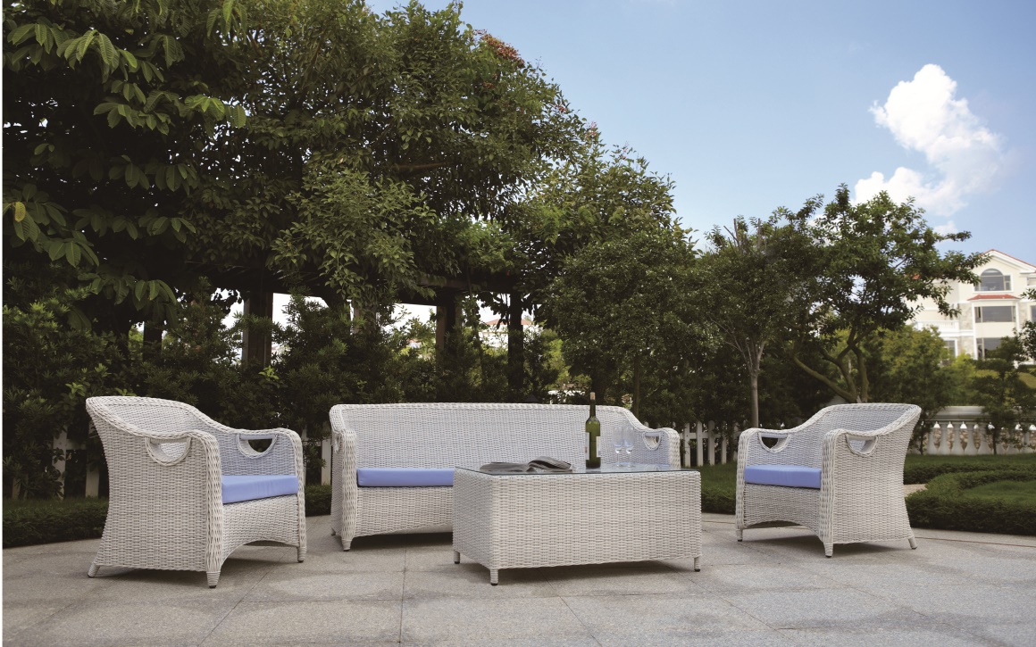 Grace Wicker Sofa Set